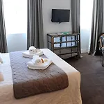 Des Basses Pyrenees - מלון 4*