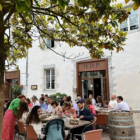 Des Basses Pyrenees - 4* Бейонн