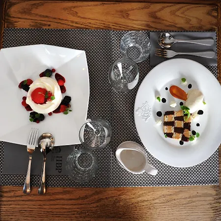 Отель Des Basses Pyrenees - 4*